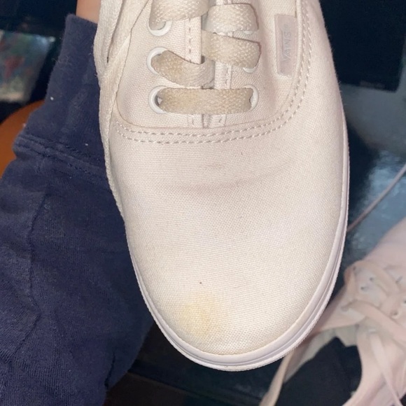 vans - Picture 4 of 5